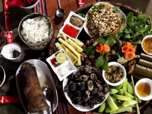 des plats délicieux à Pu Luong
