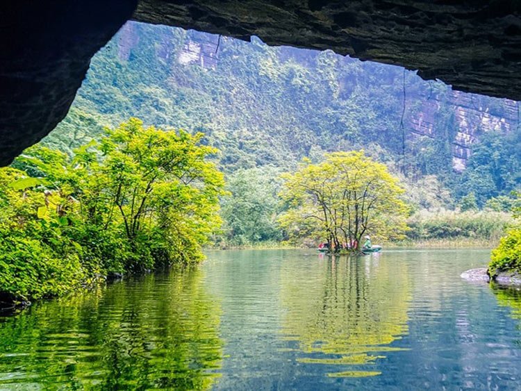 Grotte à Trang An